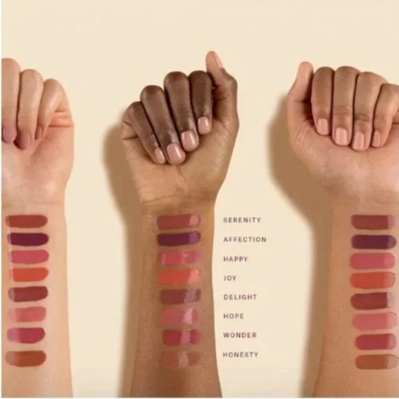 NWT Rare Beauty Soft Pinch Tinted Lip Oil in Joy (Muted Peach) - Picture 3 of 4